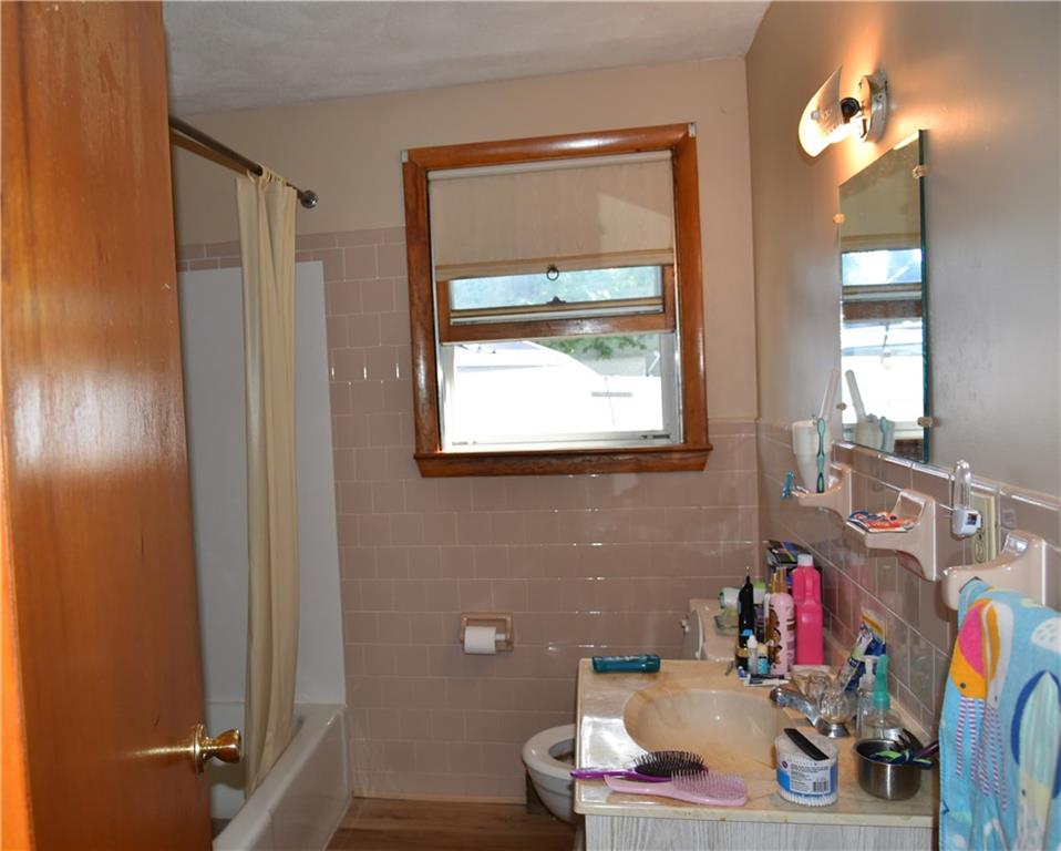 113 Canfield Avenue Property Photo 8