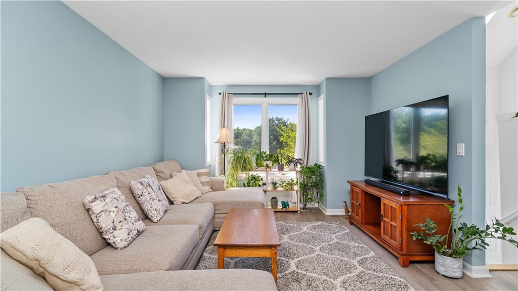 200 River Farms Drive Unit 200 Property Photo 2