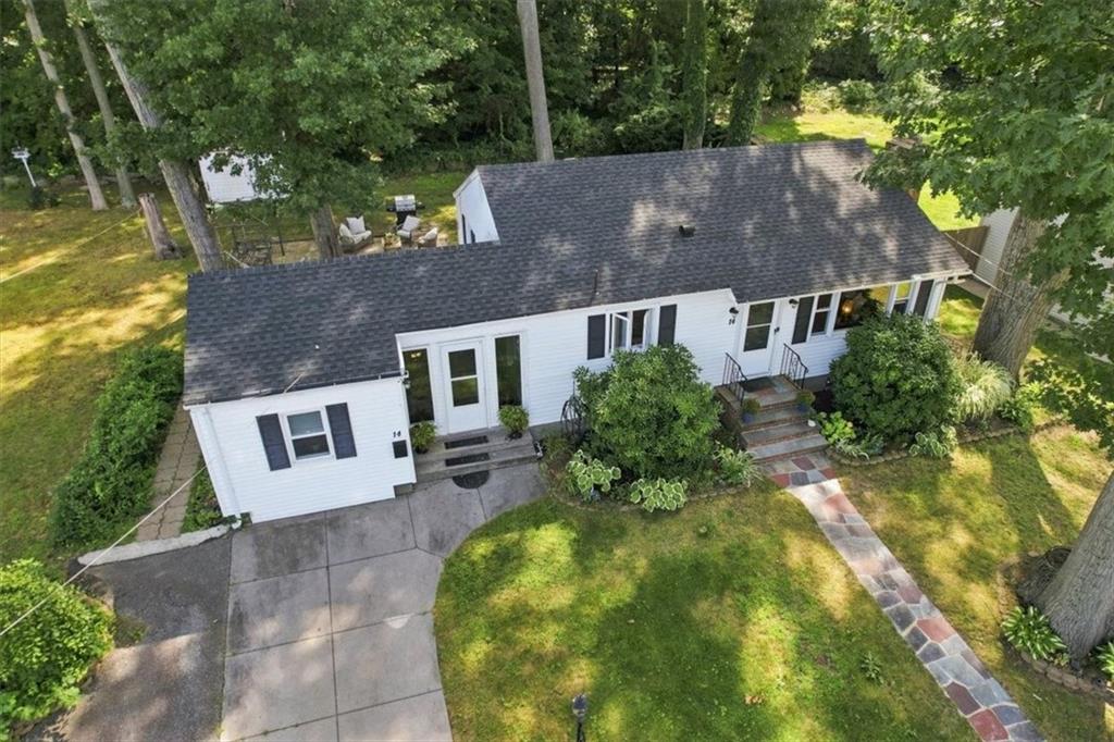 14 Woodhill Drive Property Photo 1