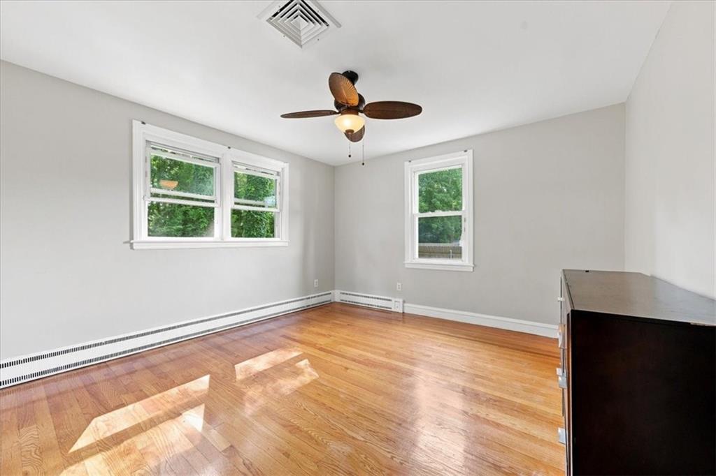 14 Woodhill Drive Property Photo 11