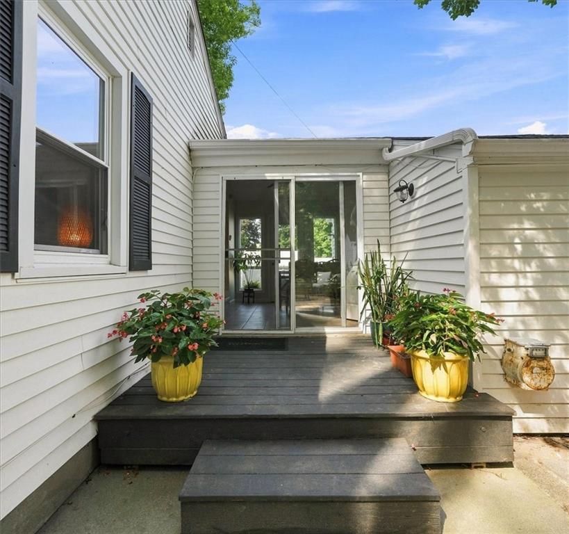 14 Woodhill Drive Property Photo 16