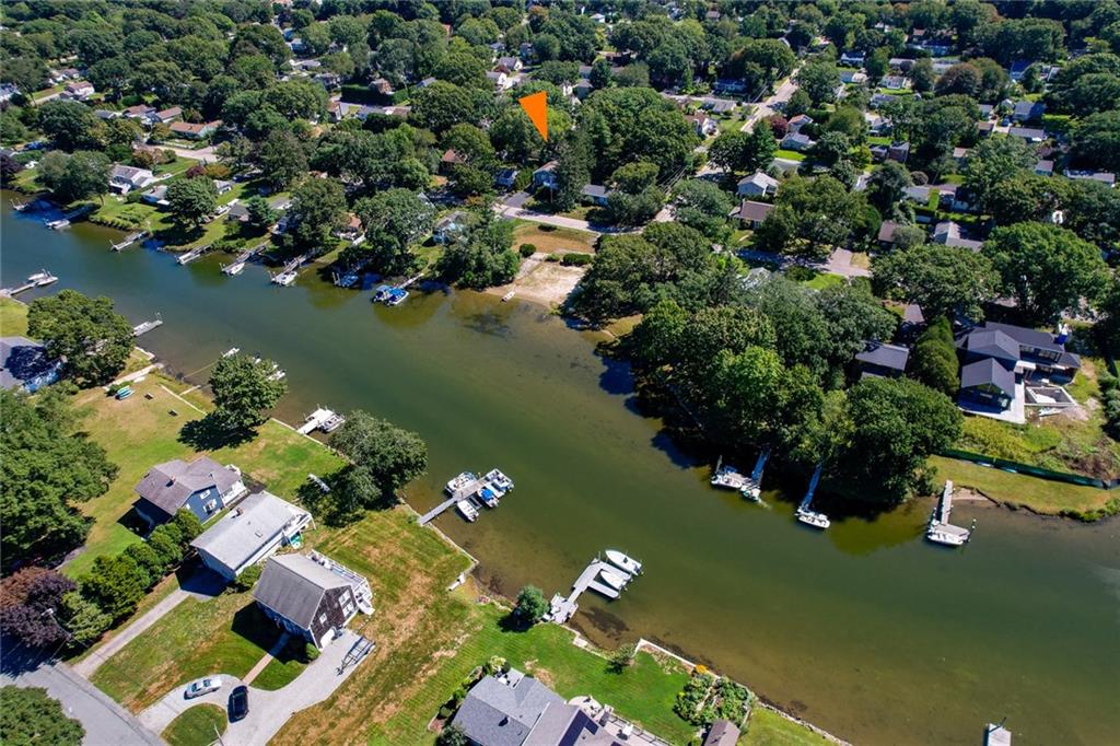 85 North River Drive Property Photo 4