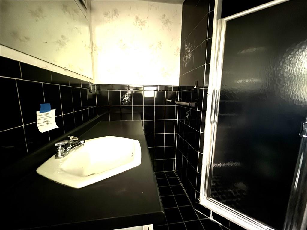 243 Deerfield Road Property Photo 13