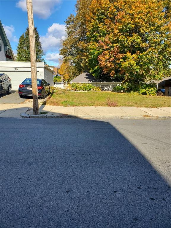 74 Maple Street Property Photo 5