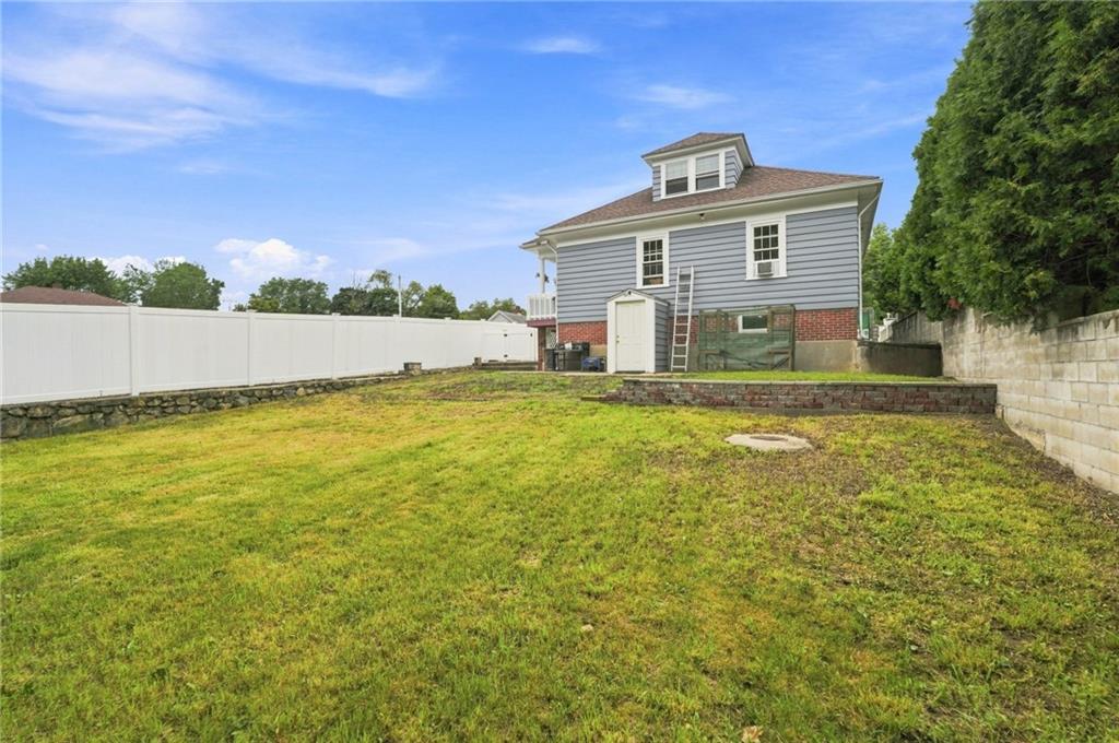 215 Simmonsville Avenue Property Photo 43