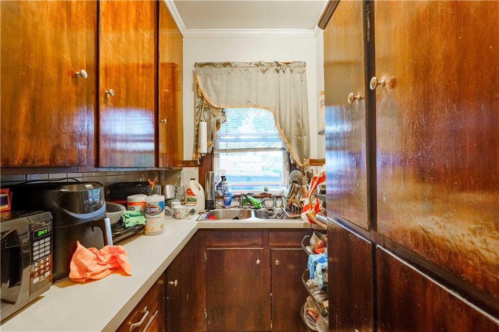 16 Binford Street Property Photo 14