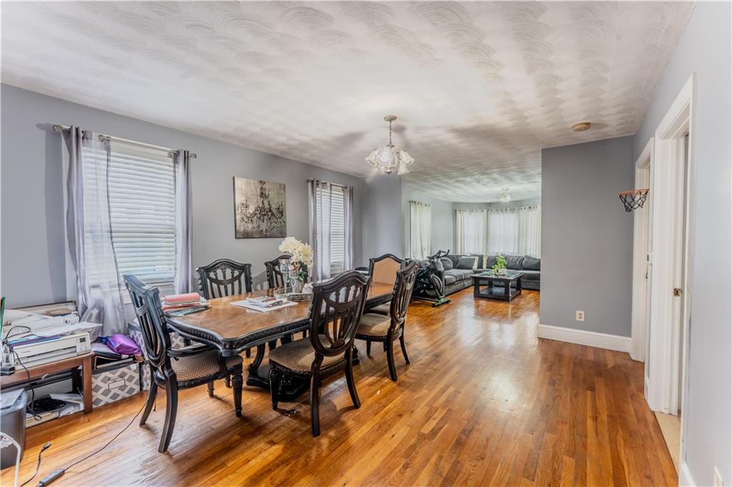 95 Laura Street Property Photo 6