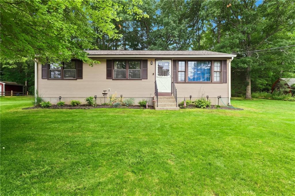 110 Maple Drive Property Photo 1