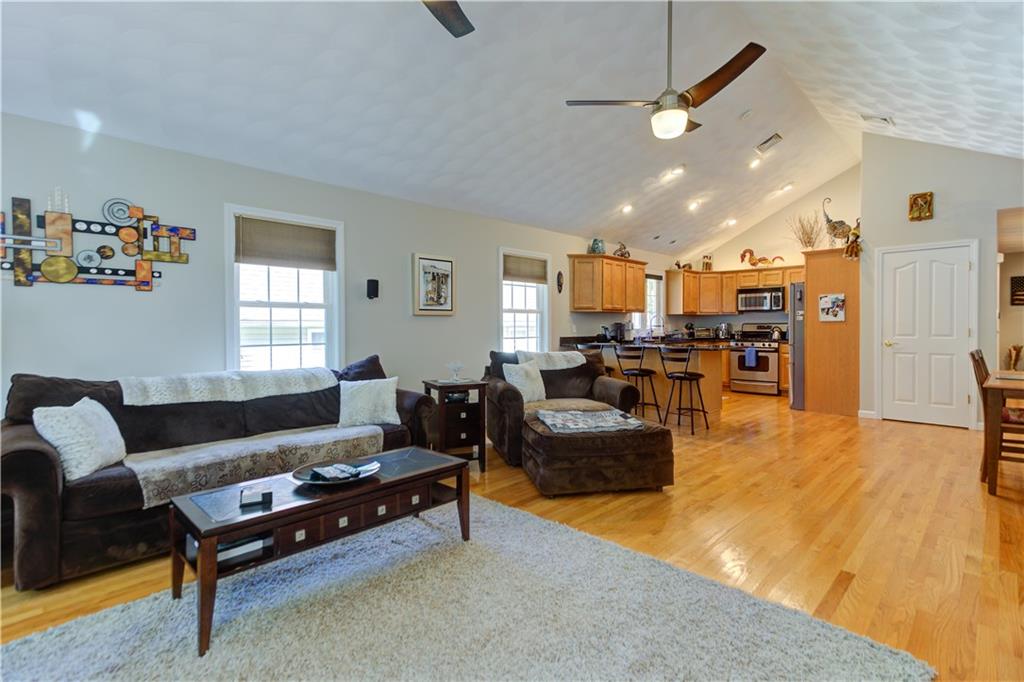 1421 Douglas Avenue Unit L Property Photo 12