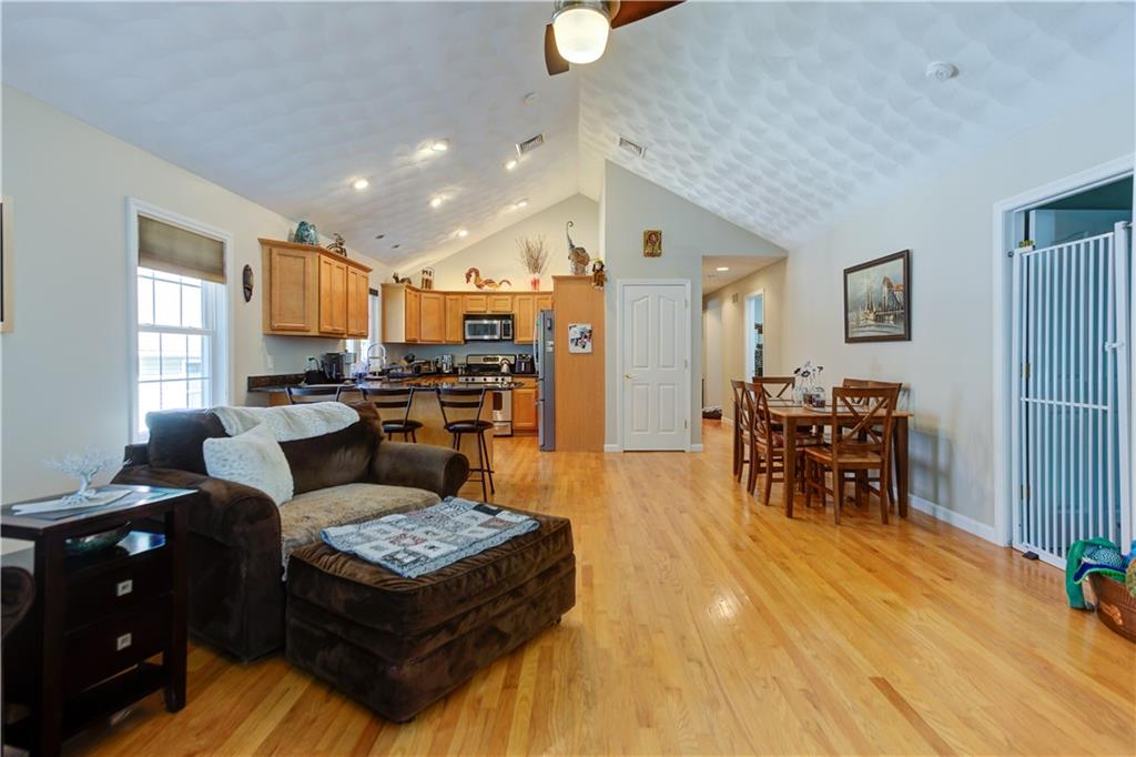 1421 Douglas Avenue Unit L Property Photo 13