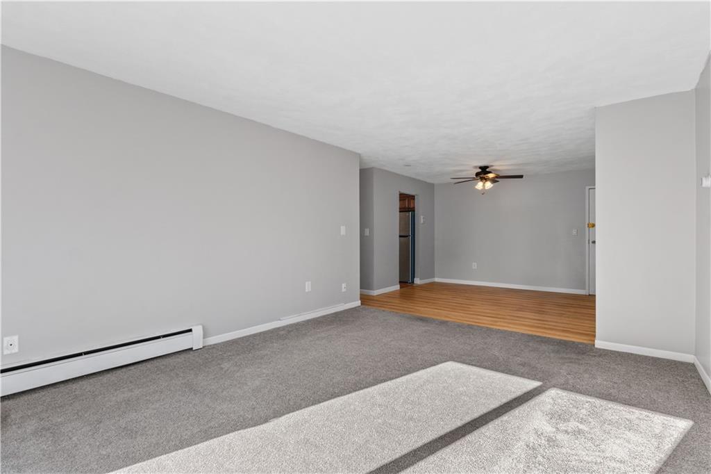 752 Quaker Lane Unit A310 Property Photo 10