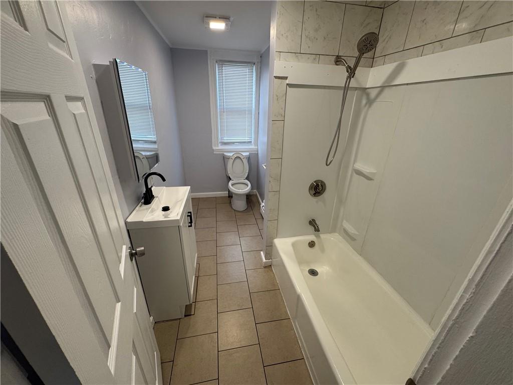 111 Ridge Street Unit 1 Property Photo 9