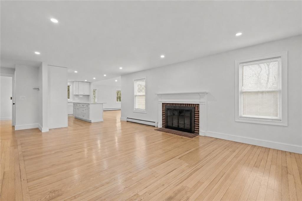 9 Country Parkway Property Photo 14