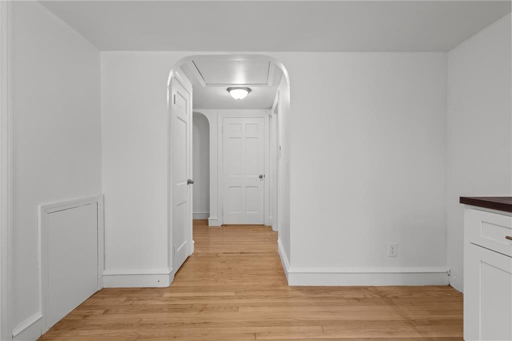 9 Country Parkway Property Photo 23