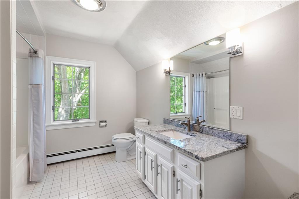 7 Kings Row Property Photo 41