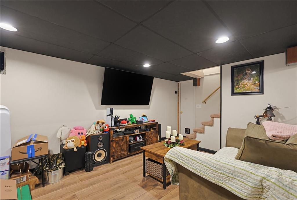 127 Fern Street Property Photo 21
