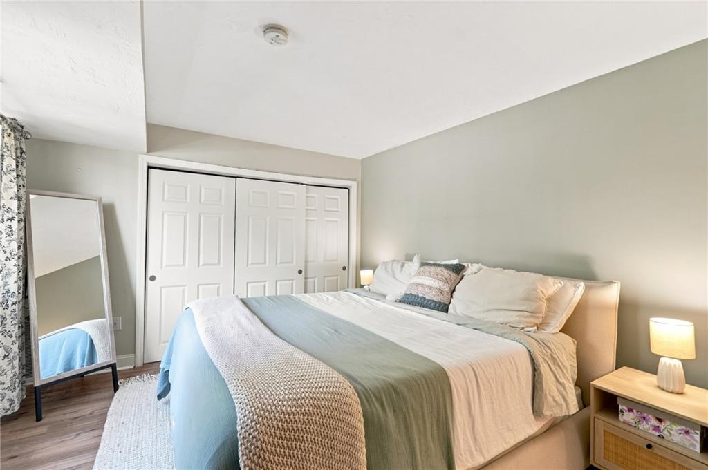 125 Van Zandt Avenue Unit 201 Property Photo 19