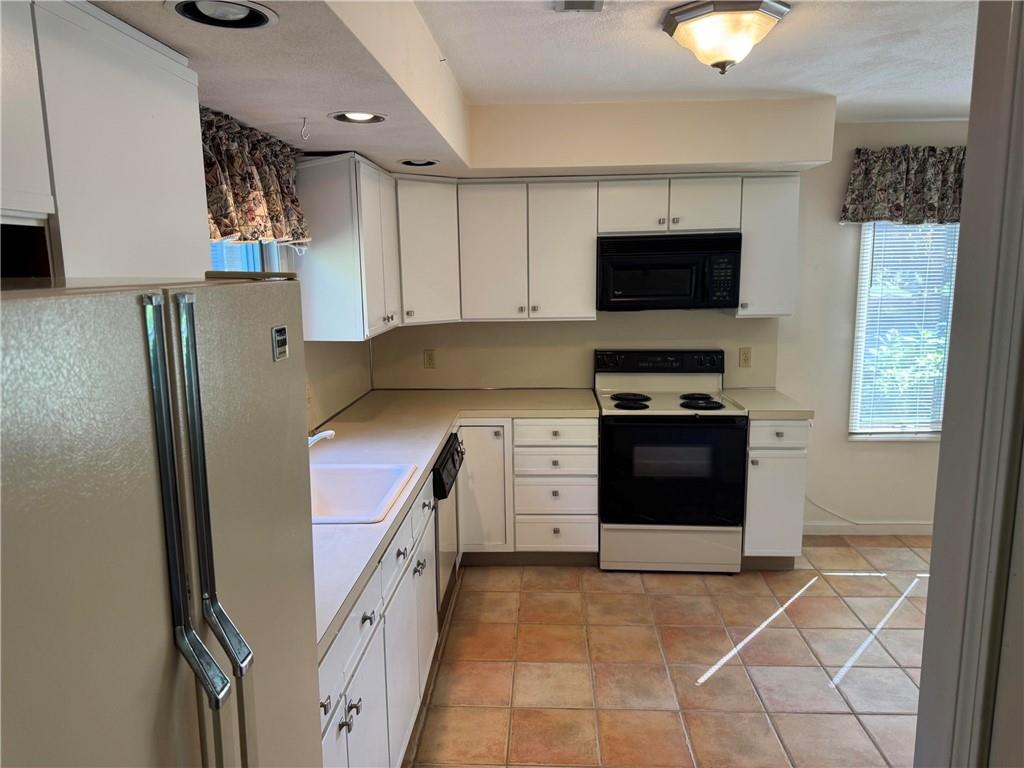 66 Nipmuc Trail Unit F Property Photo 4