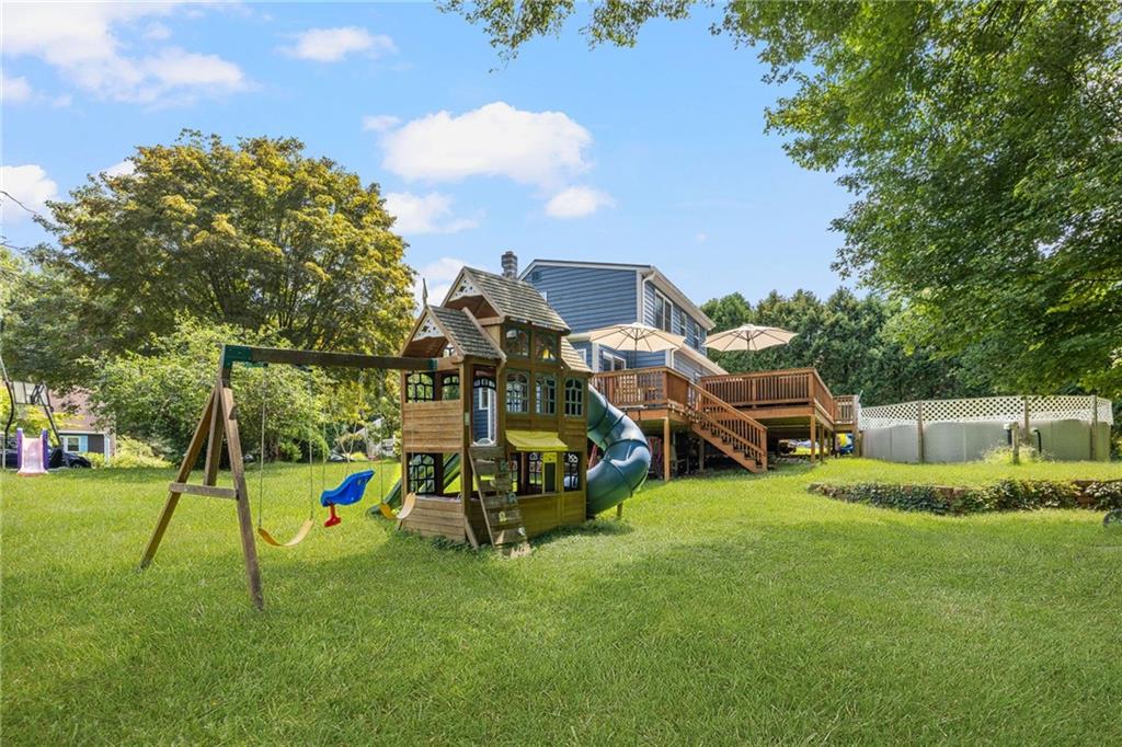 58 Red Oak Drive Property Photo 4