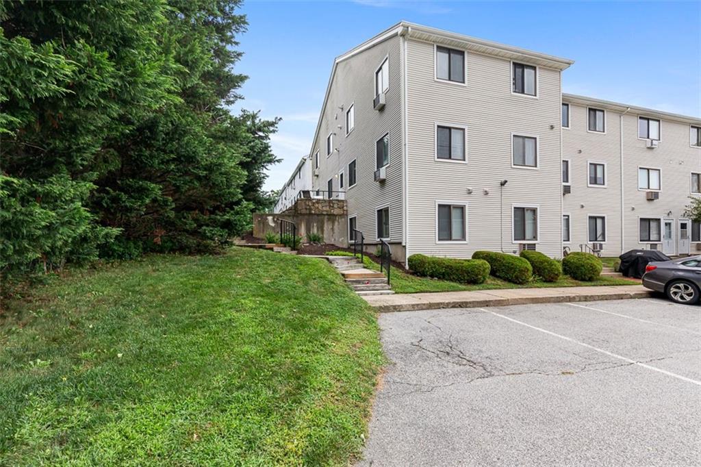 66 Girard Avenue Unit 223 Property Photo 7