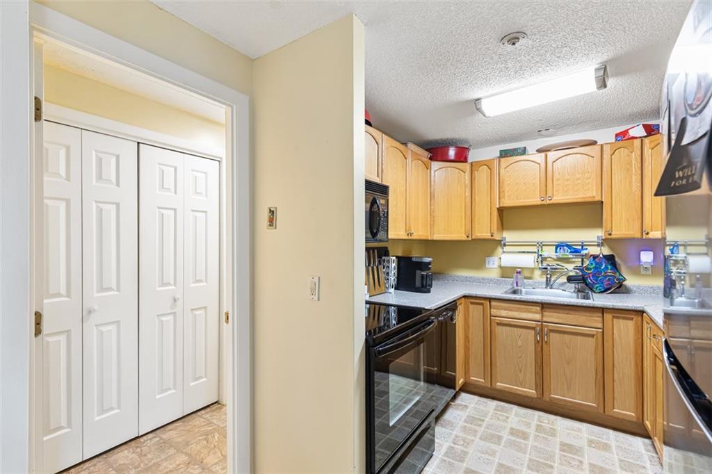66 Girard Avenue Unit 223 Property Photo 26