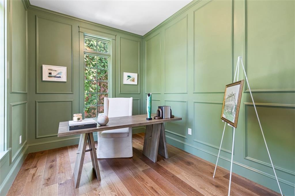 310 Blackstone Boulevard Property Photo 19