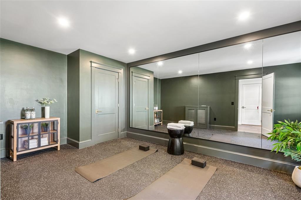 310 Blackstone Boulevard Property Photo 45