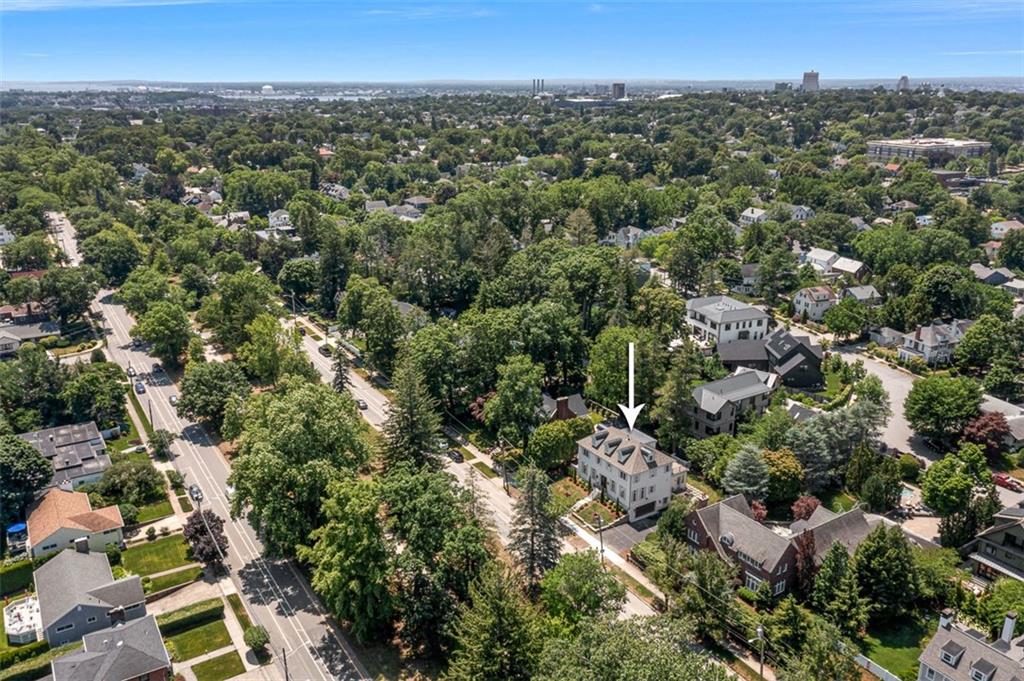 310 Blackstone Boulevard Property Photo 48