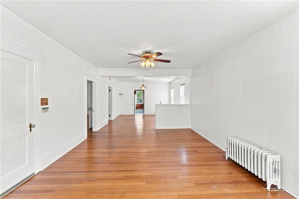 480 East Avenue Property Photo 8