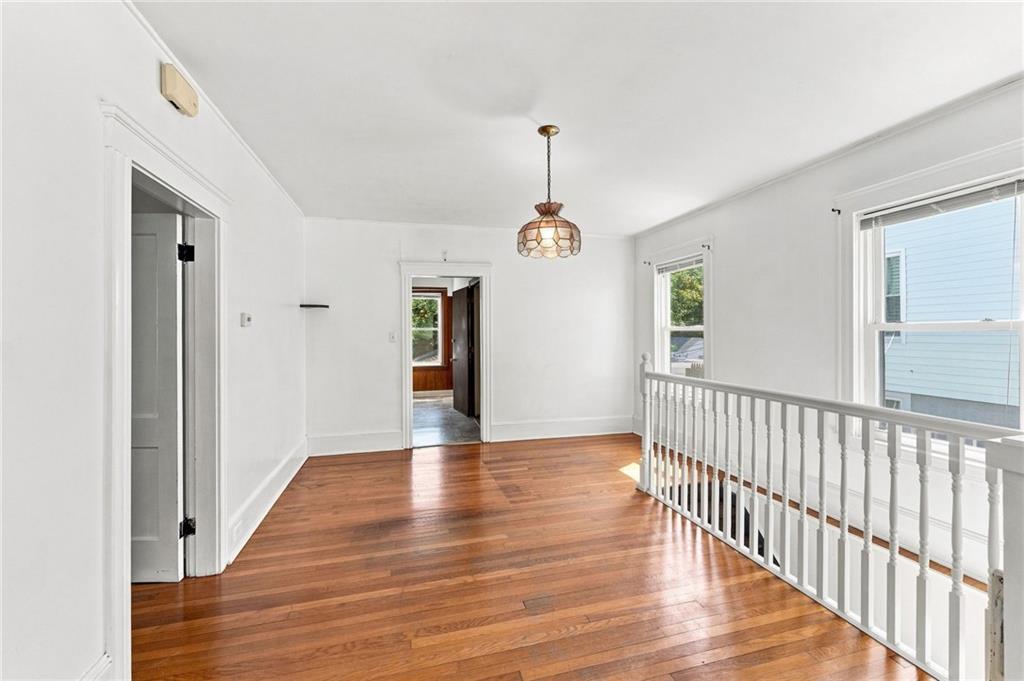 480 East Avenue Property Photo 10