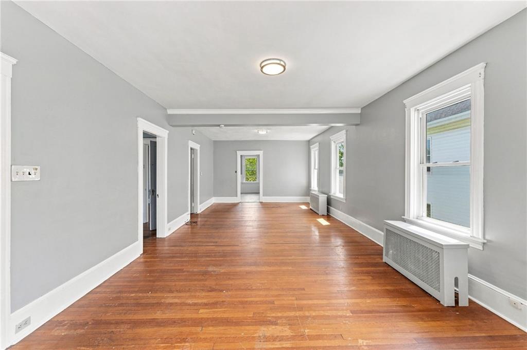 480 East Avenue Property Photo 27