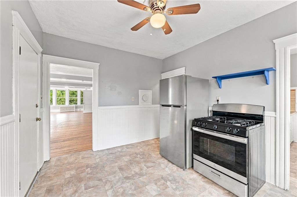 480 East Avenue Property Photo 31