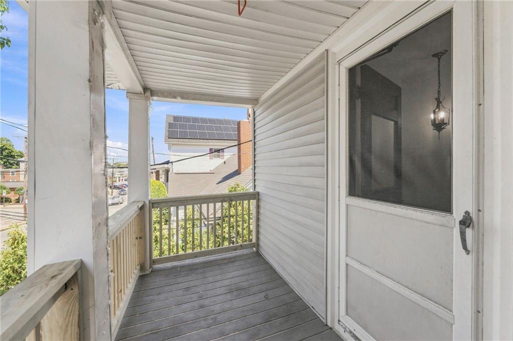 480 East Avenue Property Photo 37