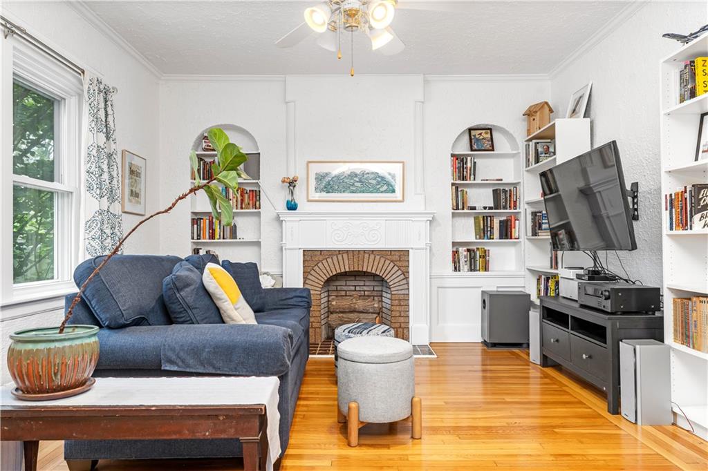 32 Benbridge Avenue Property Photo 12