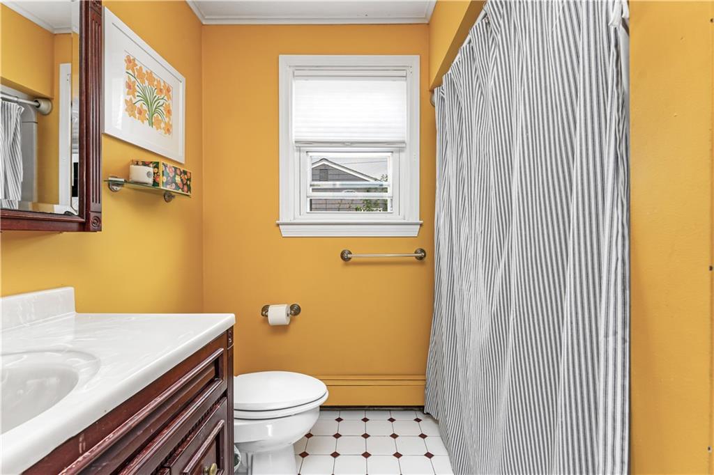 32 Benbridge Avenue Property Photo 17