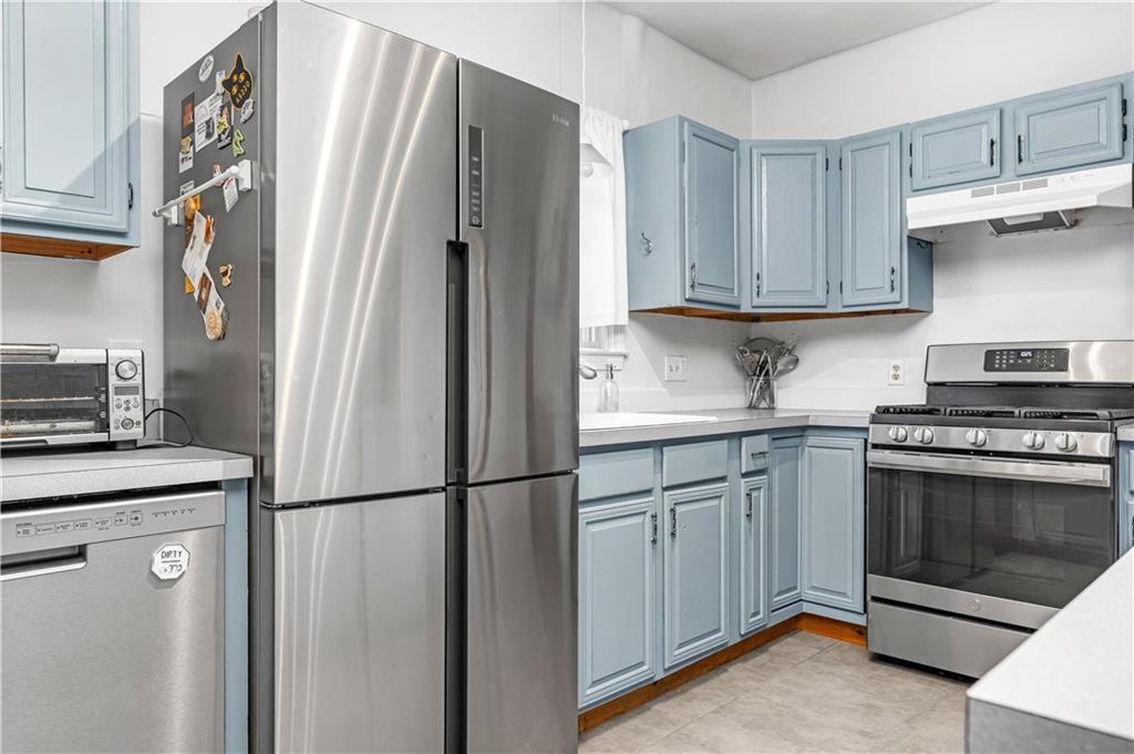 32 Benbridge Avenue Property Photo 19