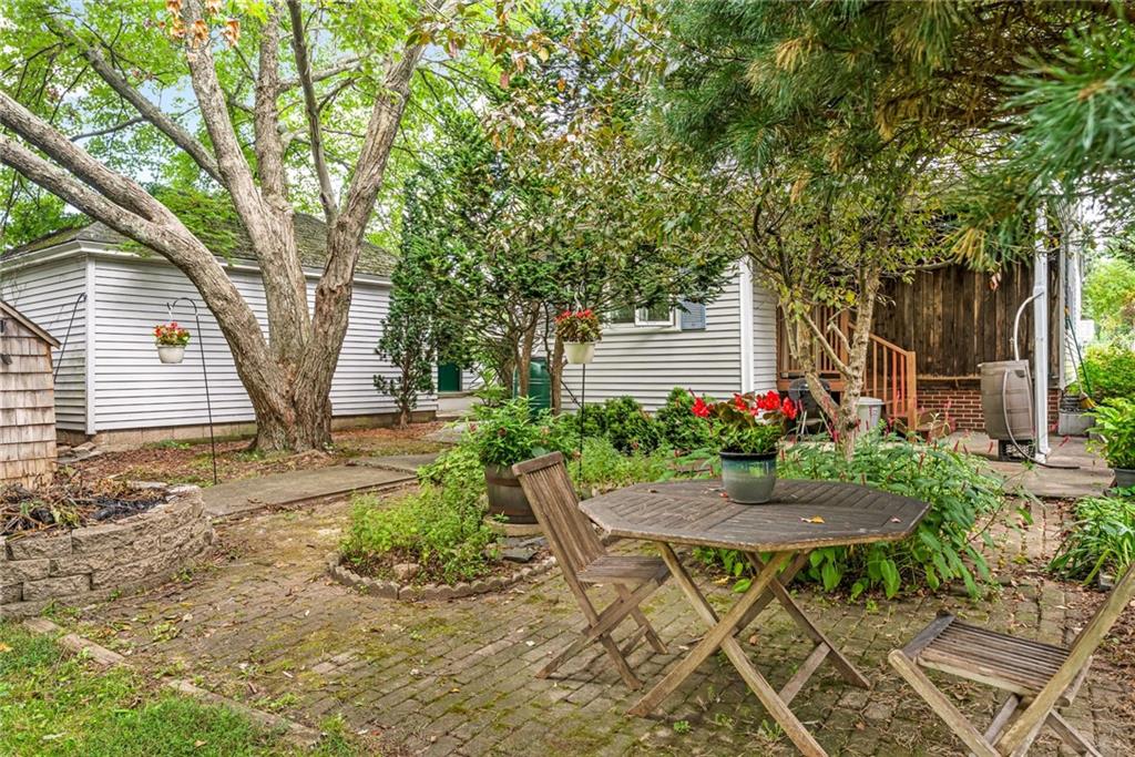 32 Benbridge Avenue Property Photo 36