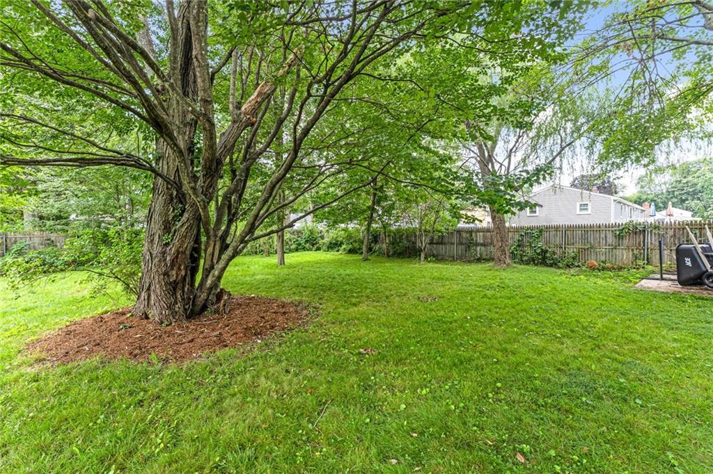 32 Benbridge Avenue Property Photo 38