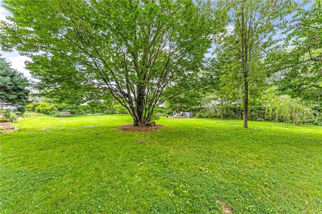 32 Benbridge Avenue Property Photo 40