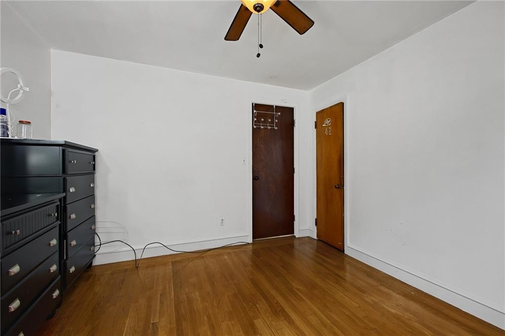 402 Webster Avenue Property Photo 6