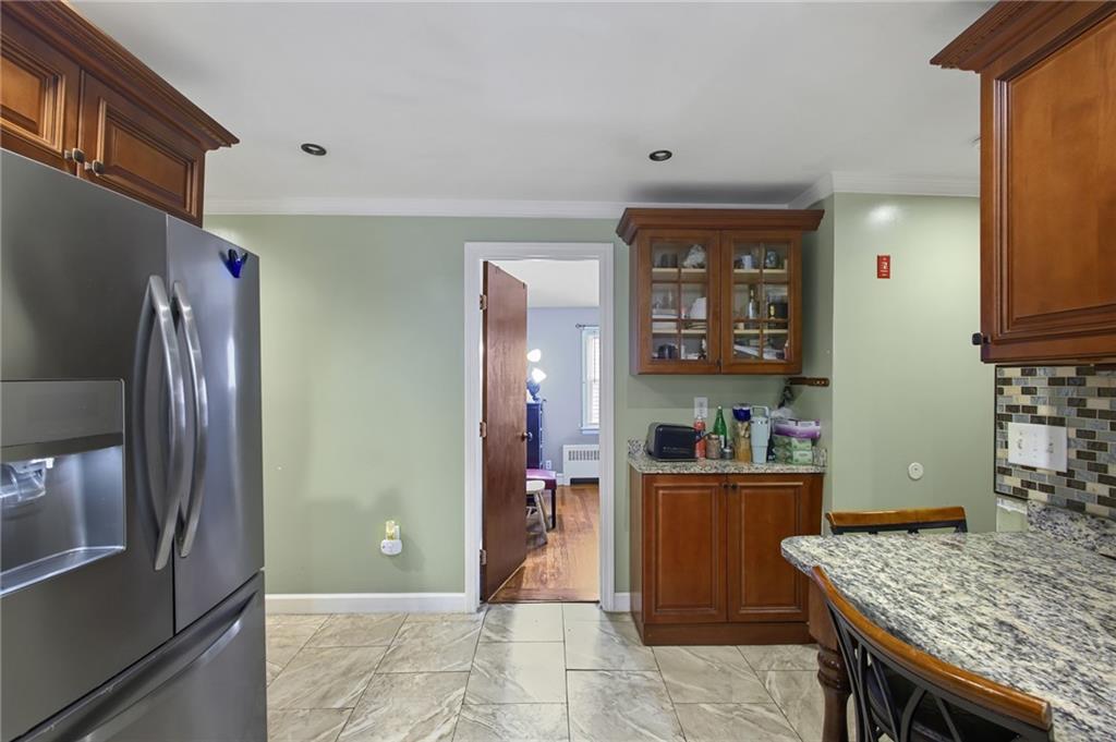 402 Webster Avenue Property Photo 9