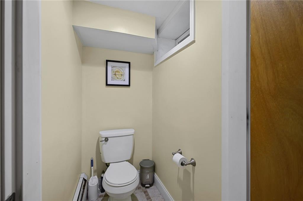 402 Webster Avenue Property Photo 15