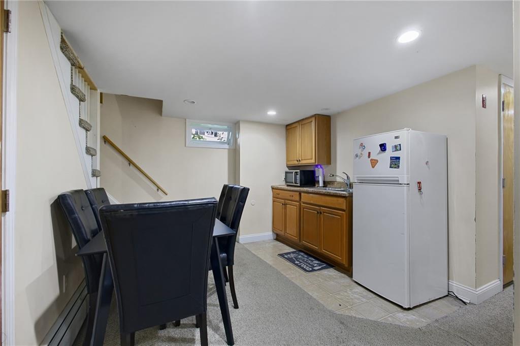 402 Webster Avenue Property Photo 16