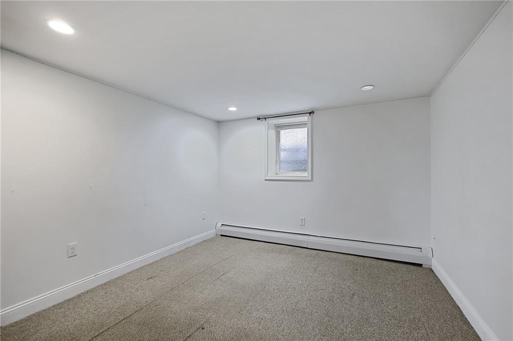 402 Webster Avenue Property Photo 19