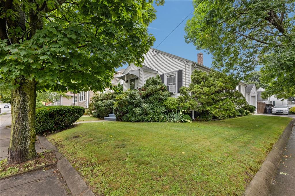 402 Webster Avenue Property Photo 25