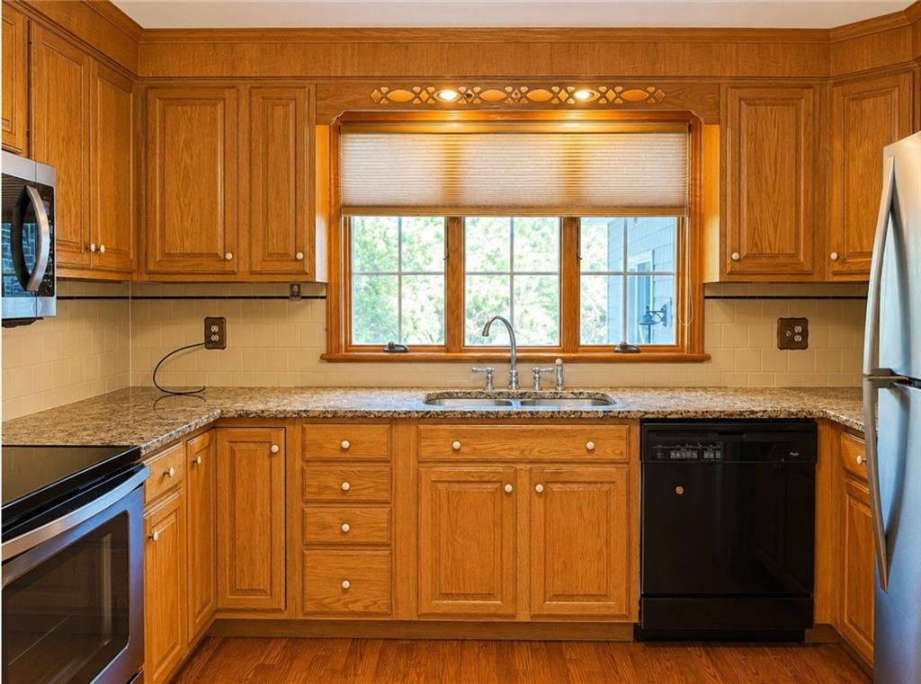 415 George Waterman Road Property Photo 7