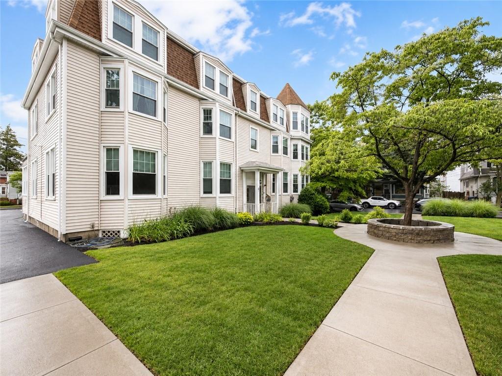 8 Slocum Street Unit 9 Property Photo 1