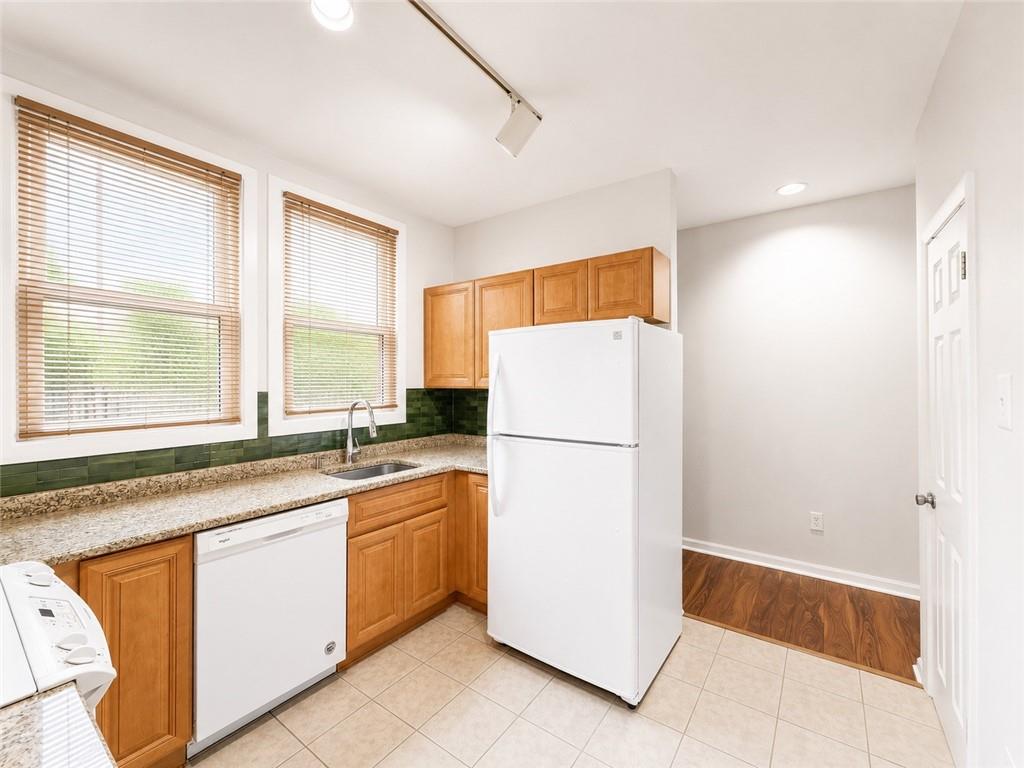 8 Slocum Street Unit 9 Property Photo 4