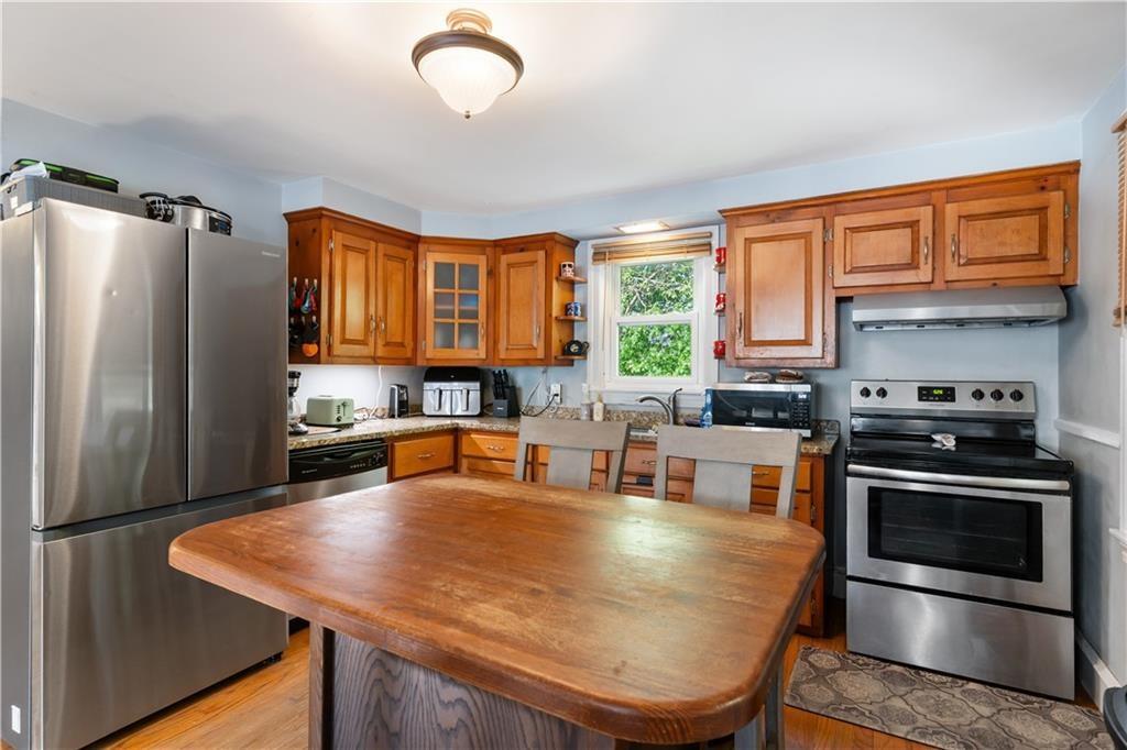 35 Mumford Street Property Photo 7