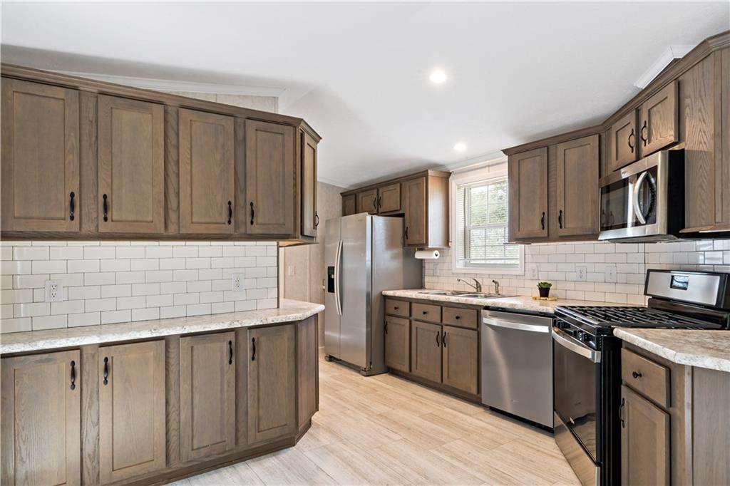 38 Diamond Road Property Photo 2